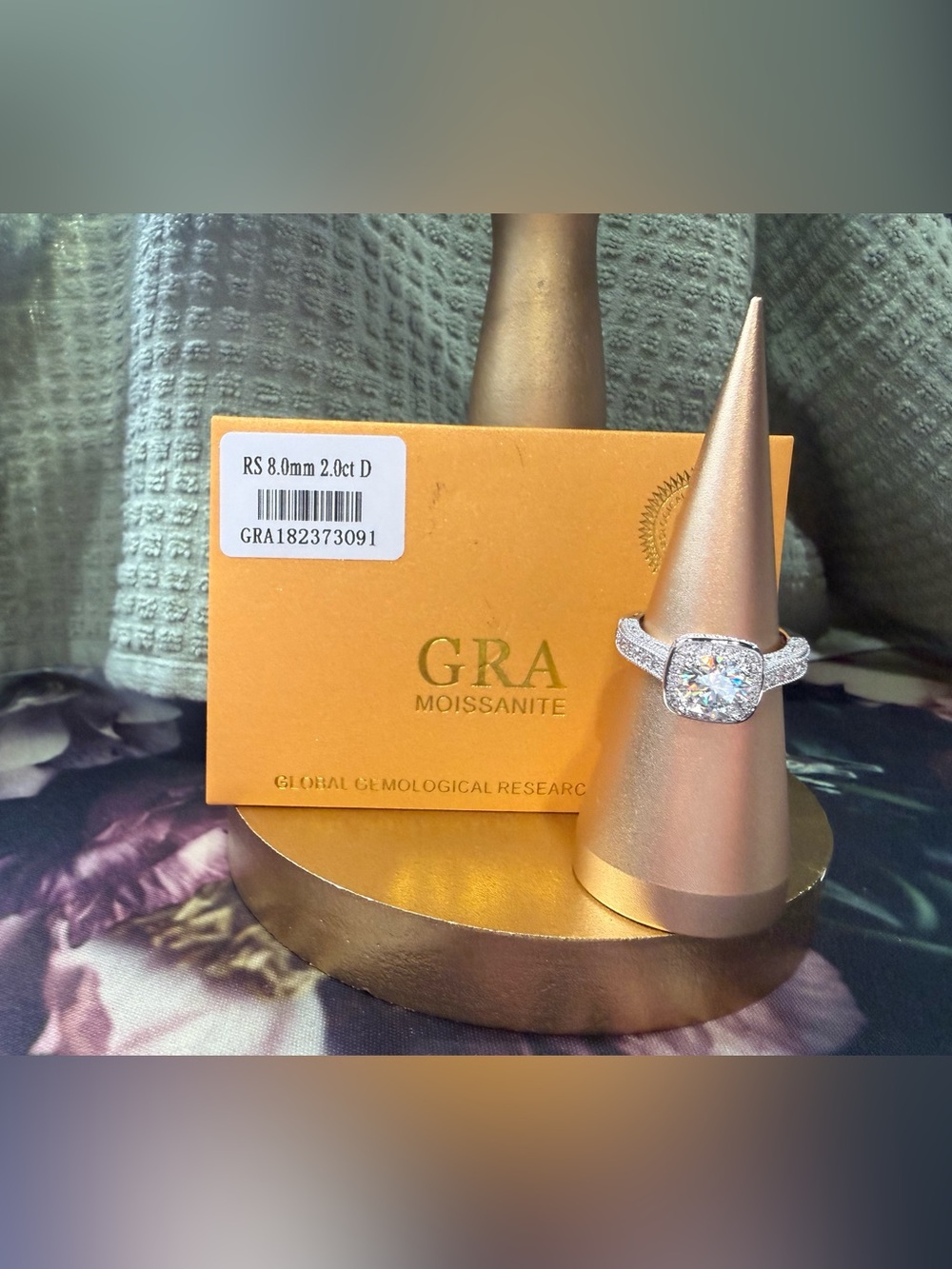Cushion Halo Ring in White